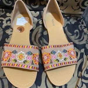 Floral embroidered sandals